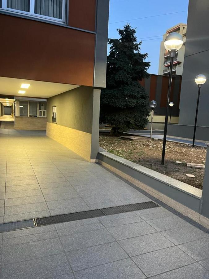 Einaudi Apartment Cologno Monzese Zewnętrze zdjęcie