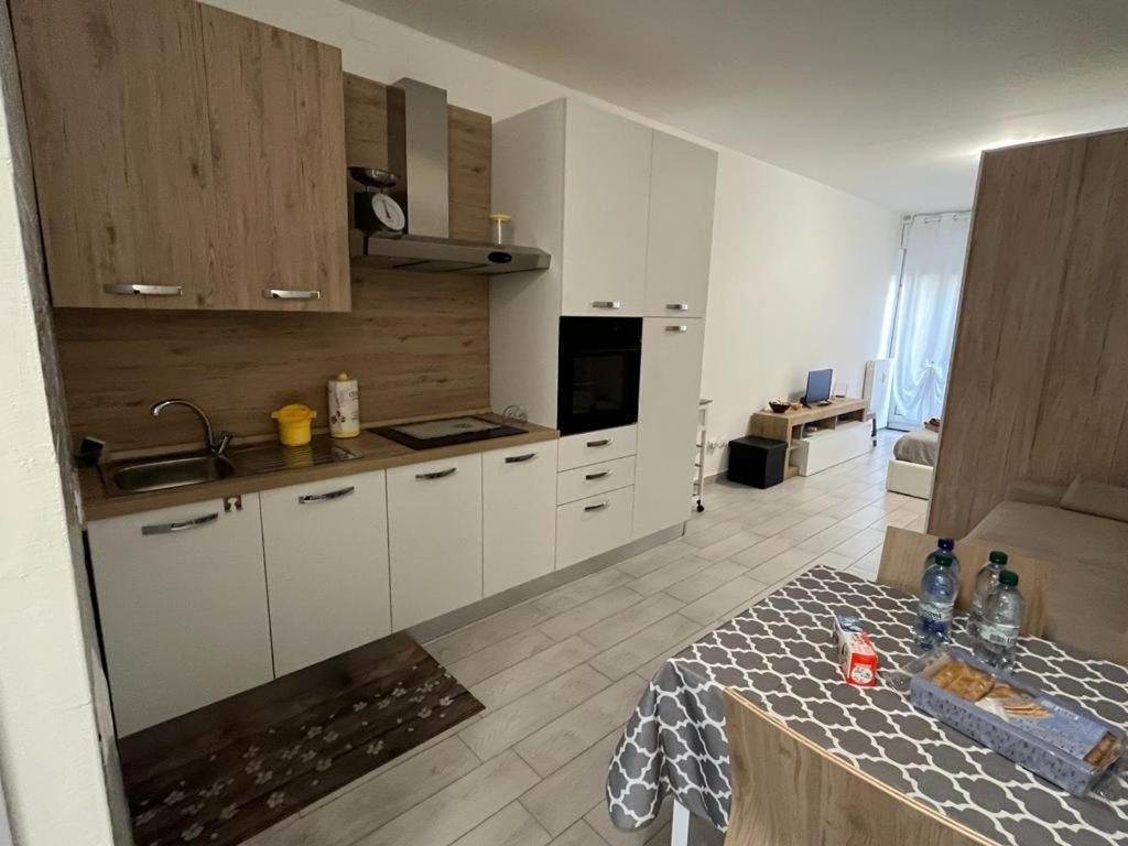 Einaudi Apartment Cologno Monzese Zewnętrze zdjęcie